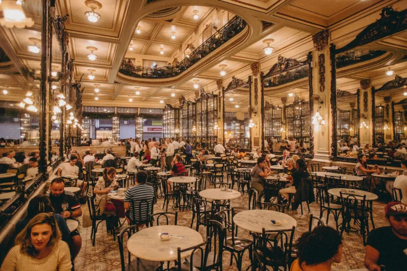 Virtually There: Exploring Gran Café Góngora Through Immersive VR Technology